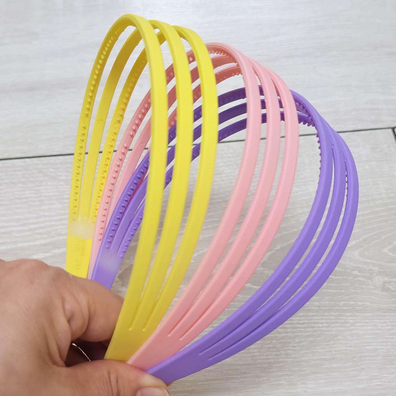 6pcs Colorful Plastic Headbands Set for Girls Women, thin Hairband with inner te