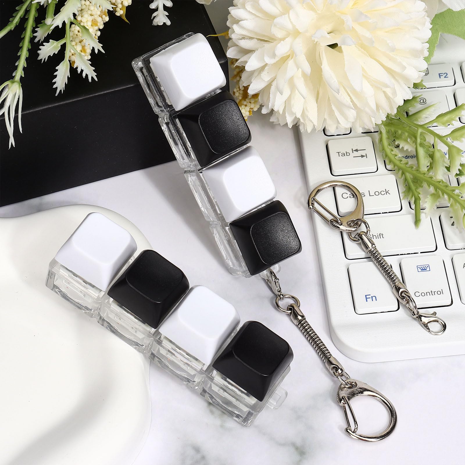Keyboard Fidget Toy, 4-in-1 Keyboard Button Clicker Keychain, Push Bubble Se